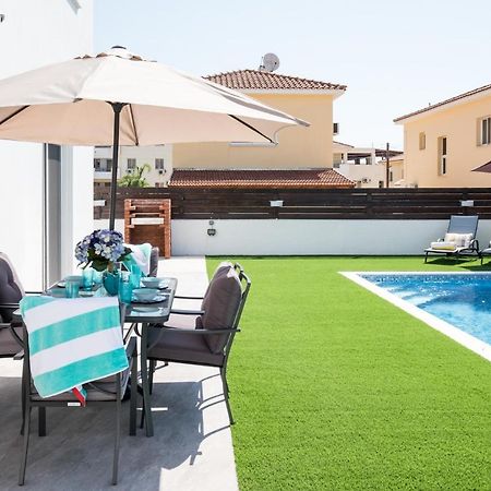 Voroklini Villa With Pool Larnaca Exterior foto