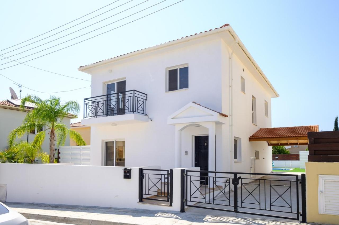 Voroklini Villa With Pool Larnaca Exterior foto