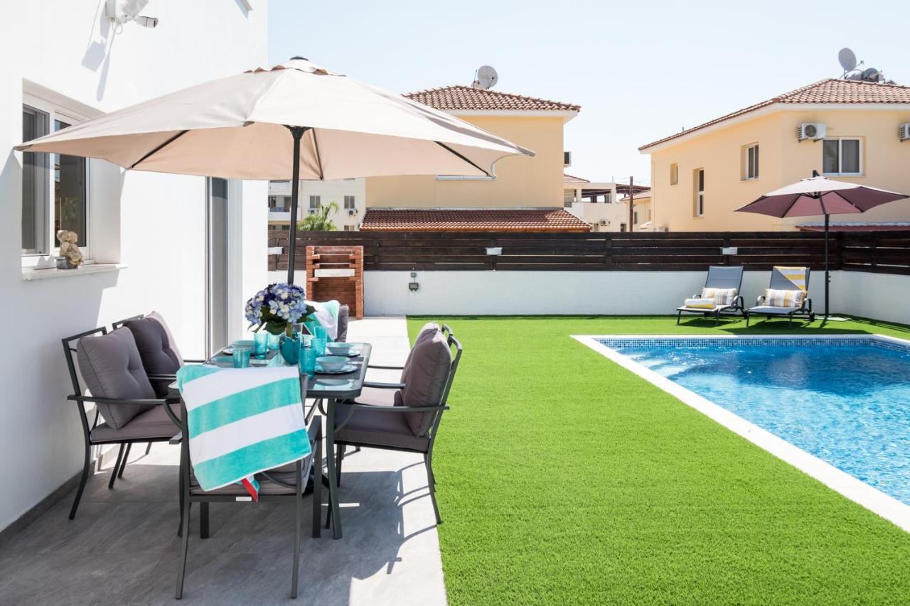 Voroklini Villa With Pool Larnaca Exterior foto